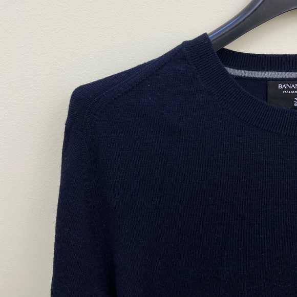 Banana Republic Merino Wool Crewneck Sweater - Picture 4 of 8